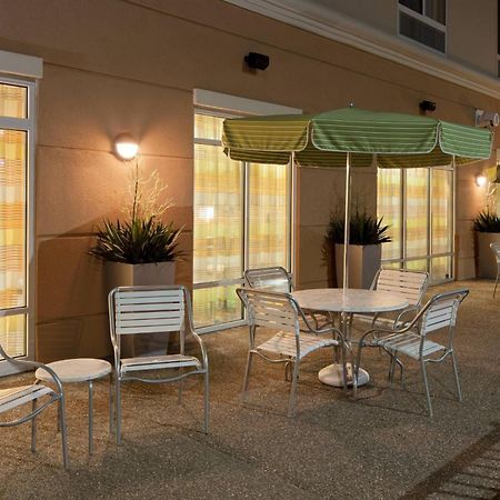 Fairfield Inn & Suites Lewisburg Restaurant foto